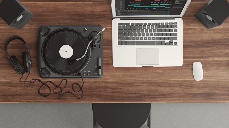 AI laptop workstation