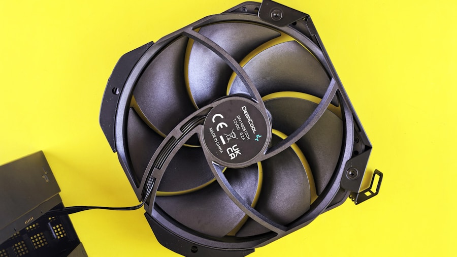 Smartphone Gets Strapped to Desktop Coolers and Becomes a Gaming PC: What Shoppers Should Know 1 desktop computer cooling system