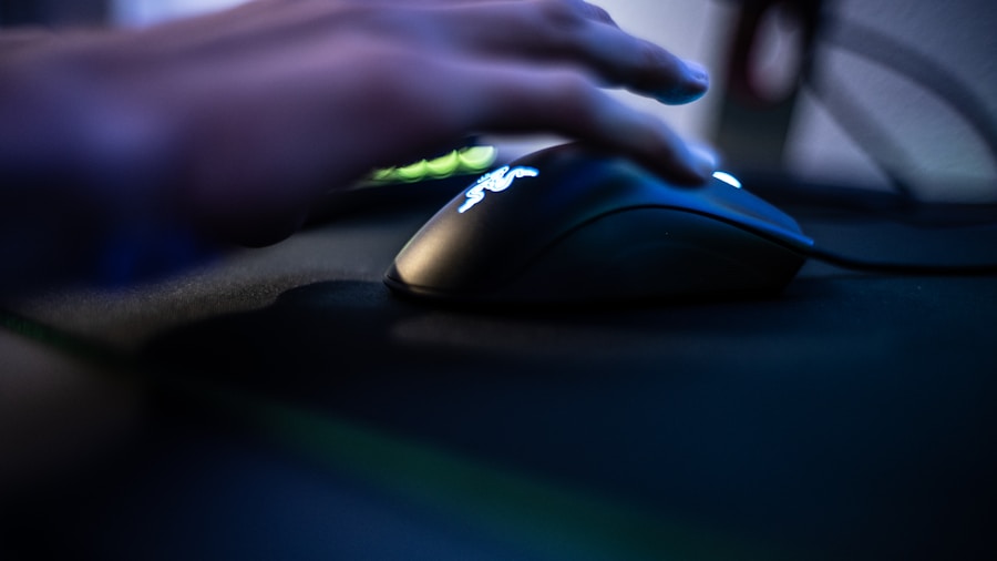 Razer Naga V3 Pro Release: What Gamers Need to Know About This Feature-Packed Mouse 1 hands holding gaming mouse closeup