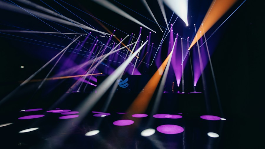 JBL PartyBox Ultimate 2 Launch: What Buyers Should Know About the Loudest Speaker Yet 1 nightclub lighting effects floor