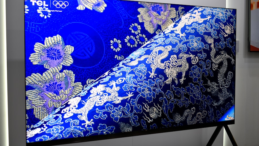 Roku Launches OLED TVs Cheaper Than Samsung and LG: What Shoppers Need to Know 1 OLED TV thin bezel modern design