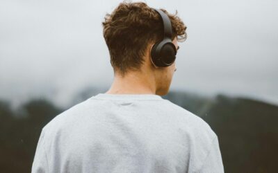 Hearing-Safe Earbuds Hit 700% Kickstarter Goal