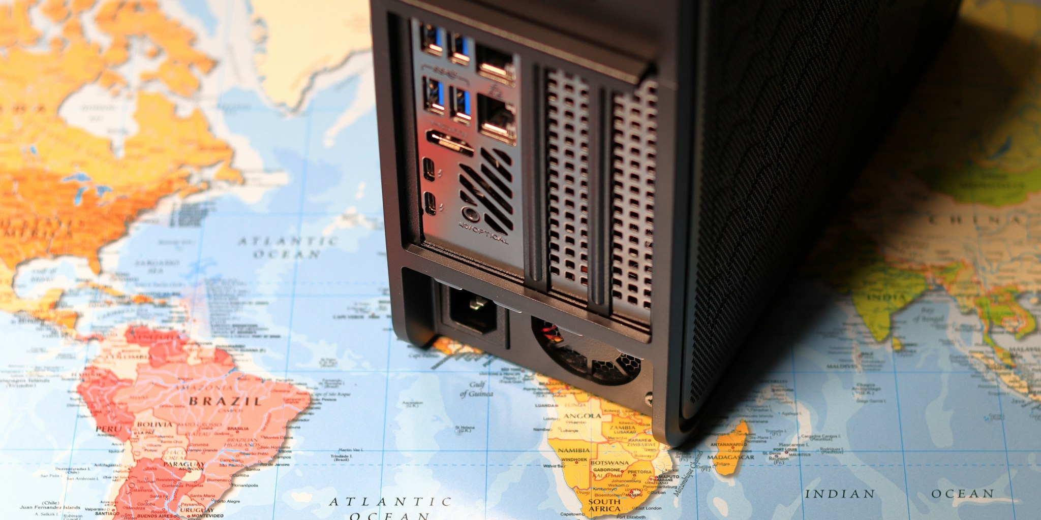 professional desktop server storage